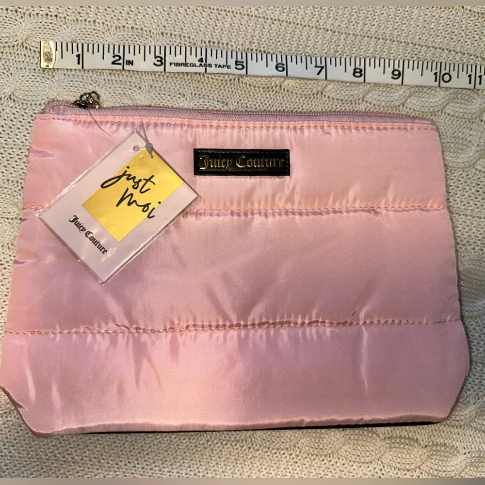 Juicy Couture Make Up Bag Pink NWT